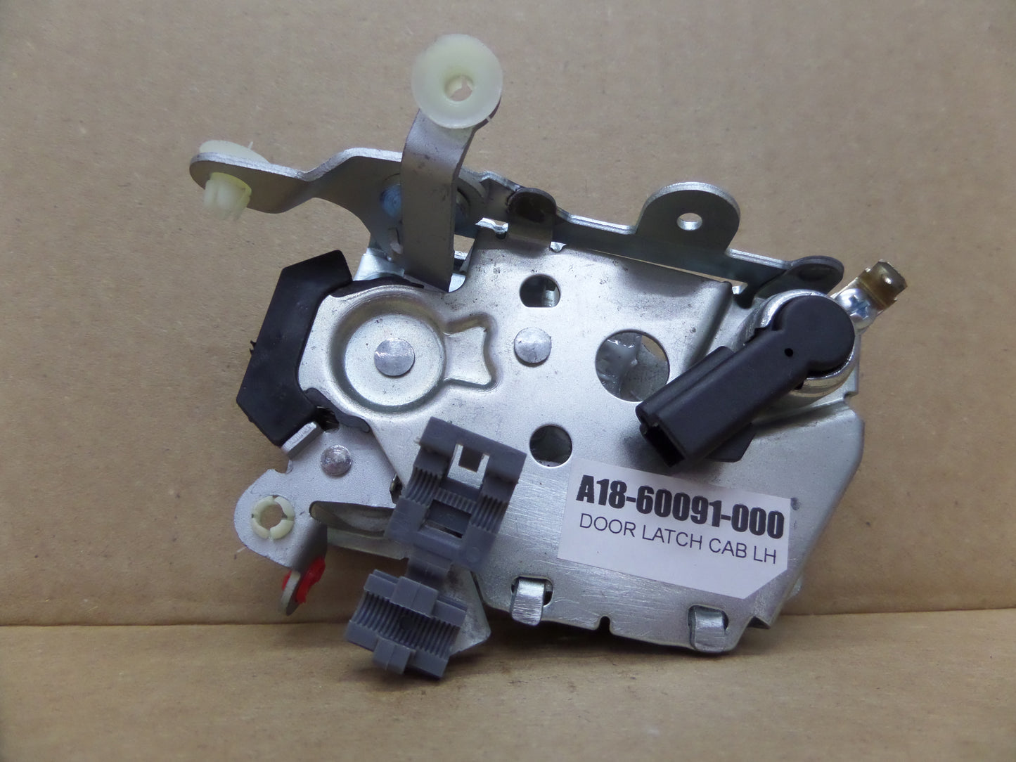 New Driver Side Door Latch For Sterling & Freightliner Trucks – A18-60091-000